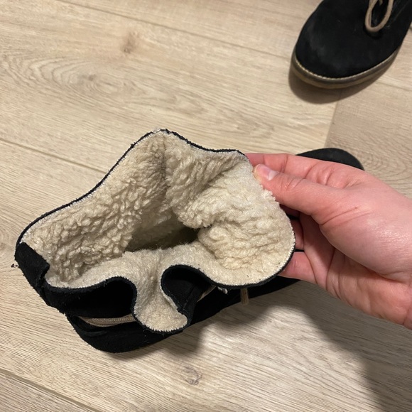 Steve Madden Sherpa Lined Booties - Picture 4 of 4